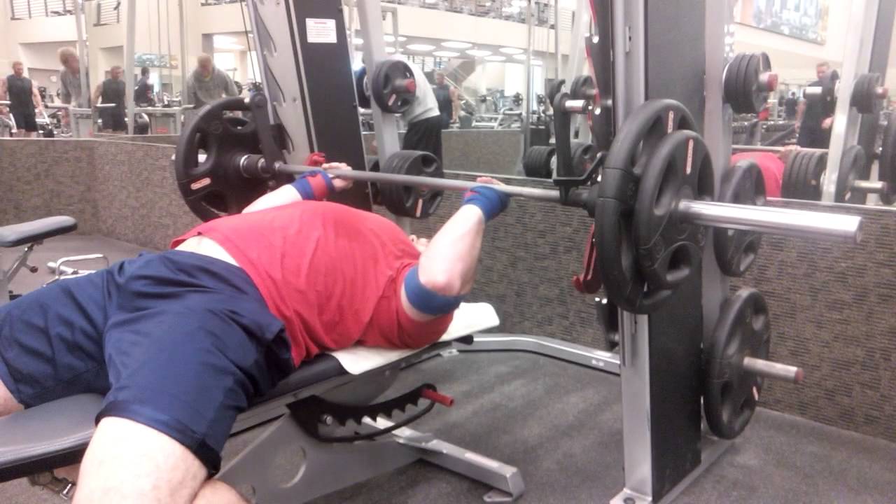 16 Smith Machine Exercises You Should Add To Your Routine