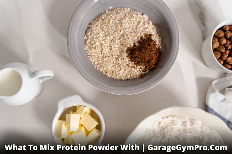 What to Mix Protein Powder With? (5 Best Options)